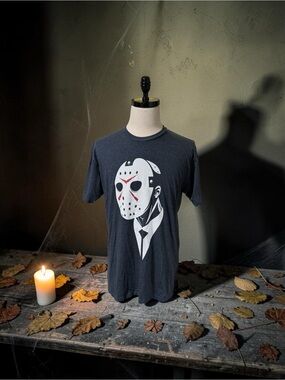 Tee Public Dress to Kill Friday the‎ 13th Jason Voorhees T-Shirt SZ LG